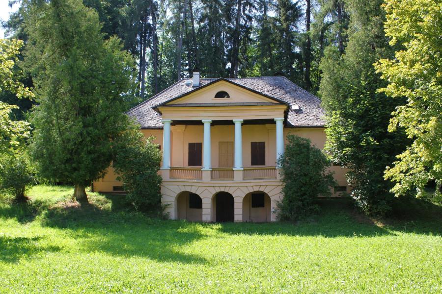 Jasenová