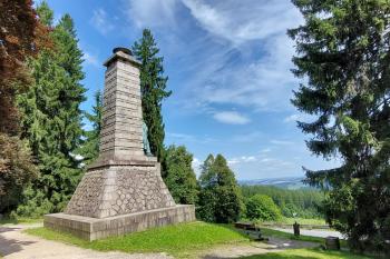 Výhledy-Baarův pomník (© Alois Staněk  08/2021)
