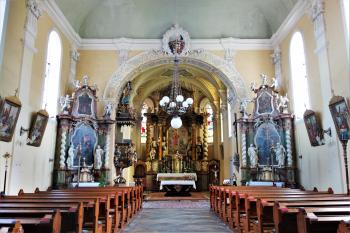 Klenčí-kostel (© Kateřina Hekrdlová 05/2017)