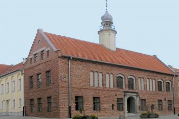 Stará radnice v polském Olštýně. (© Pavel Vítek 05/2005)