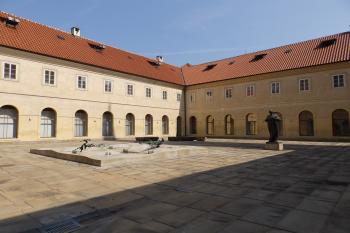 I.rajský dvůr (© Johannes Cladis, 08/2015)