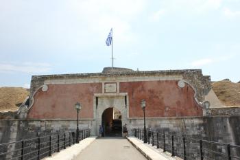  (© Luděk Vláčil  08/2022)