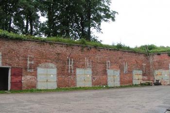 Hекурить! - bastion I ( © Petr Turyna 08/2005)