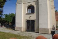 kostel sv. Mikuláše a sv. Linharta