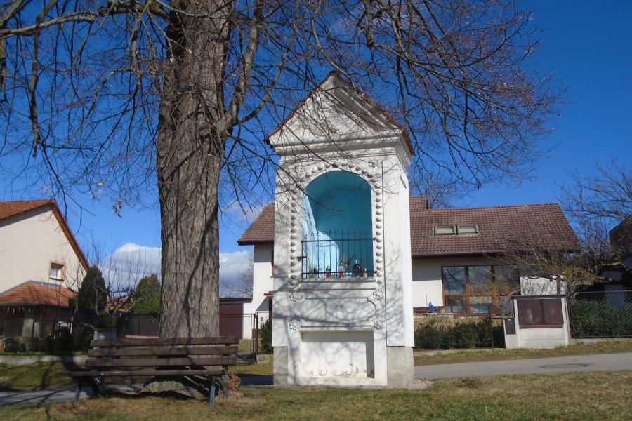 výklenková kaple sv. Jana Nepomuckého