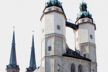 Kostel Panny Marie v německém městě Halle nad Saalou. (© Pavel Vítek 06/2001)