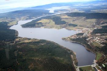 vodní nádrž Lipno I (© Melechovsky 10/2010)