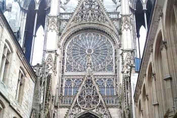 Katedrála Notre-Dame ve francouzském Rouen. (© Pavel Vítek  06/2005)