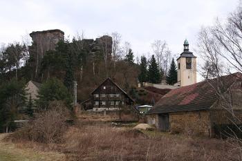 Hrad a zvonice od západu (© Ivan Grisa, 03/2009)