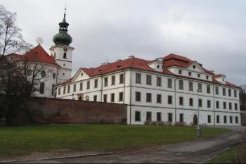  ( © Petr Turyna 12/2004)