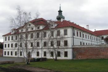  ( © Petr Turyna 12/2004)