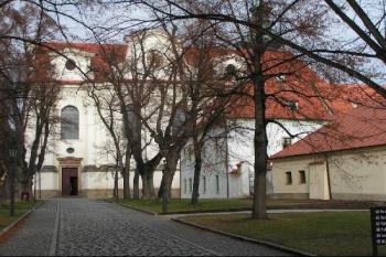  ( © Petr Turyna 12/2004)