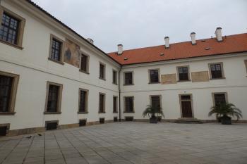 Rajský dvůr v prelatuře (© Johannes Cladis, 08/2015)