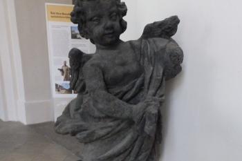 Andílek ze štítu (© Johannes Cladis, 08/2015)