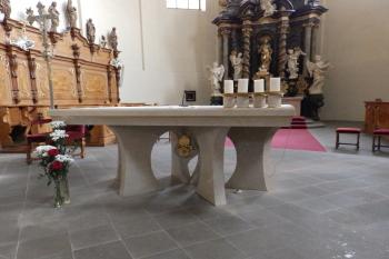 Obětní stůl (© Johannes Cladis, 08/2015)