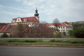 zámek Zbraslav-Praha 5 (© Vlastislav Mareček, 05/1993)