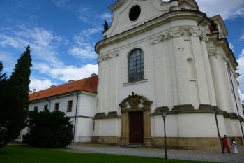 klášter benediktinů s kostelem sv. Markéty Praha 6 Břevnov (© Vlastislav Mareček, 07/2016)