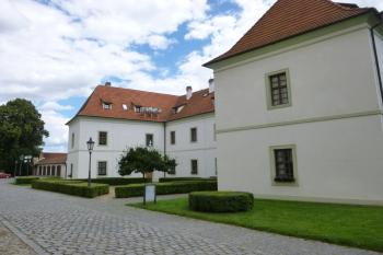 klášter benediktinů s kostelem sv. Markéty Praha 6 Břevnov (© Vlastislav Mareček, 07/2016)