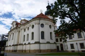 klášter benediktinů s kostelem sv. Markéty Praha 6 Břevnov (© Vlastislav Mareček, 07/2016)