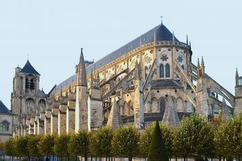 Katedrála sv. Štěpána ve francouzském Bourges. (© Pavel Vítek 06/2005                           )