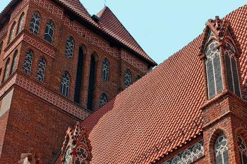 Kostel svatého Jakuba v polské Toruni. (© Pavel Vítek 08/2004)