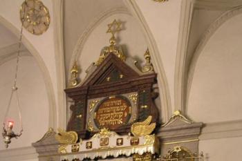 Vysoká synagoga - interiér (© Veronika Kusáková, 11/2007)