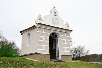 Kaple Panny Marie u Říkonína u Tišnova. (© Pavel Vítek 09/2018)