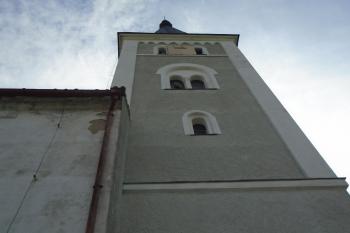 pohled na severní bok věže (© Jaroslav Špiroch  09/2022)