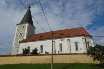 pohled na kostel od jihu (© Jaroslav Špiroch  09/2022)