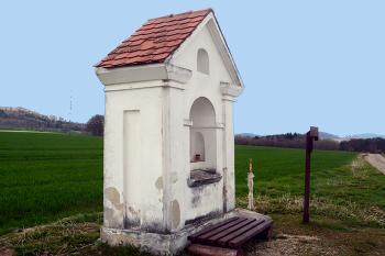 Kaple sv. Prokoa v Kamenici u Zákup. (© Pavel Vítek  09/2022)