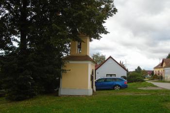 pohled na kapli z severovýchodu (© Jaroslav Špiroch  09/2022)
