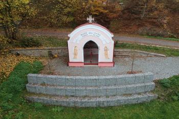 Neznašov-kaple sv. Anny (© Pavel Kerner 10/2019)