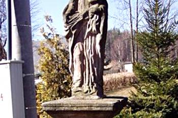 Socha Panny Marie v Mařenicích u Cvikova. (© Pavel Vítek  09/2022)
