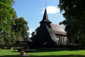 Celkový pohled od jihozápadu (© Jiří Cukr, 08/2014)