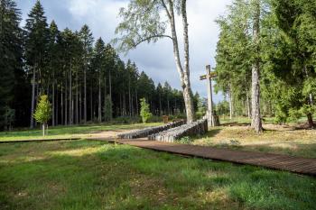 Jindřichovice-vojenský hřbitov (© Martin Valdhans 09/2022)