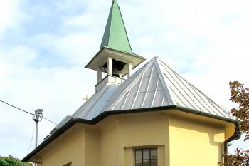 Kaple sv. Josefa v Savíně, místní části Litovle. (© Pavel Vítek  09/2022)