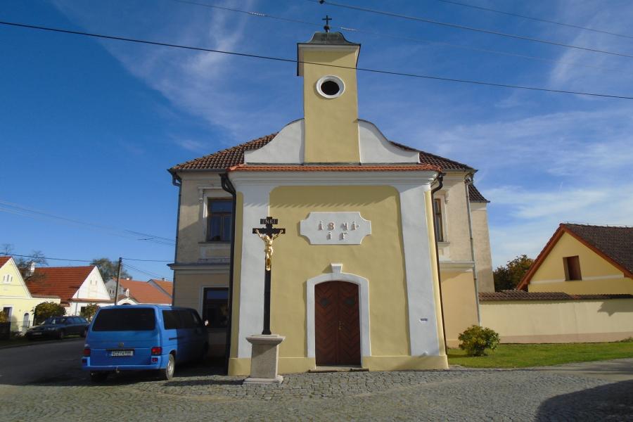 návesní kaple