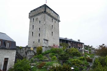  (© Pavel Semple 05/2022)