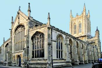 St Edmundsbury Cathedral v anglickém městě Bury St Edmunds. (© Pavel Vítek 08/2006)