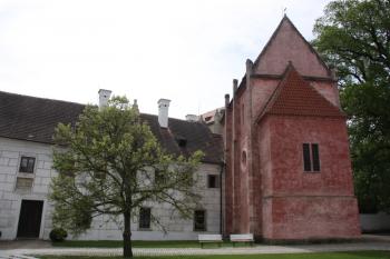 Kaple sv. Andělů a prelatura ( © Ivan Grisa 05/2010)