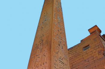 Egyptský starověký chrámový komplex v Luxoru. (© Pavel Vítek 07/2021)