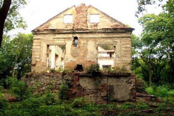 Lovecký zámeček  od Z (2003 ©Václav Hodek)