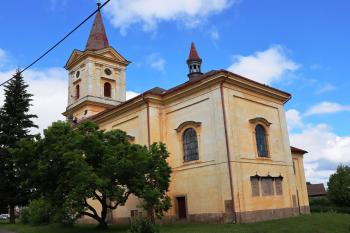 Heřmanice n.L.-kostel (© Alena Říhová 07/2022)