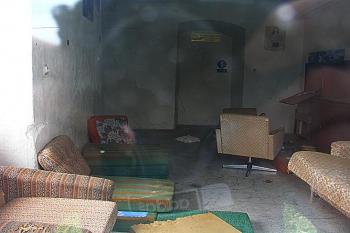 Interiér jedné z přízemních místností ( © Roman Řezáč 07/2004)