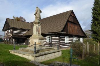 Hořiněves-Hankův pomník (© anonym 10/2016)