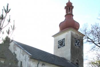 Kostel sv. Markéty v Křeseticích u Kutné Hory. (© Pavel Vítek 10/2022)