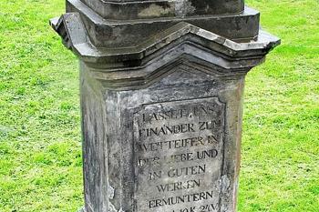 Sousoší Ukřižování v Mařenicích u Cvikova v okrese Česká Lípa. (© Pavel Vítek 09/2022)