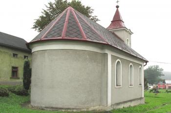 Kaple sv. Karla Boromejského v Přestavlkách u Tršic v okrese Olomouc. (© Pavel Vítek 09/2014)