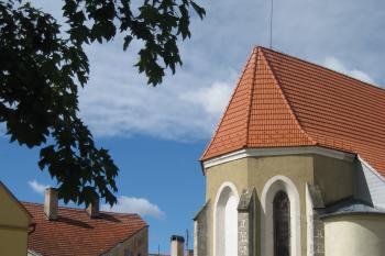 Presbytář kostela (© Zdeněk Susa, 07/2012)
