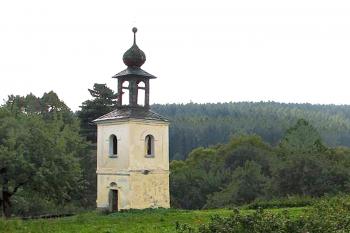 Zvonice v Zadním Arnoštově, místní části města Jevíčka u Svitav. (© Pavel Vítek 09/2022)